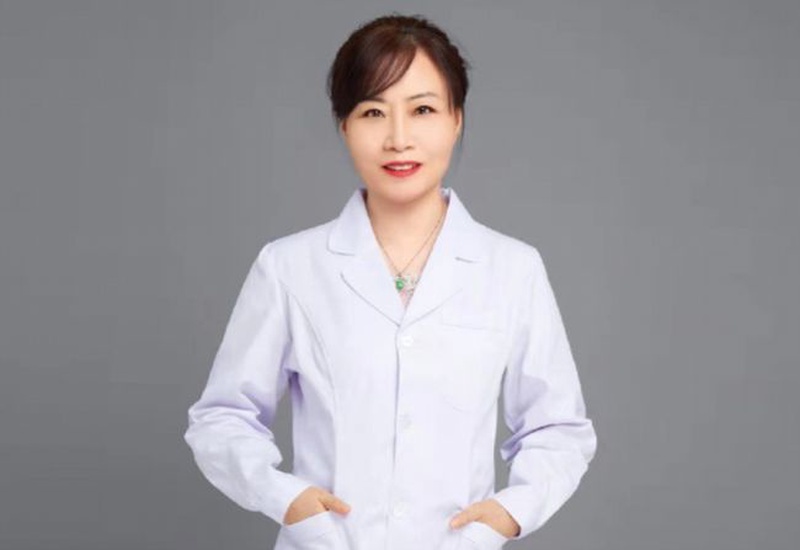 陈丽君